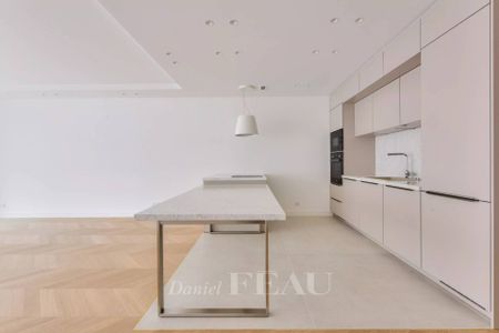 Location appartement, Paris 16ème (75016), 4 pièces, 101.15 m², ref 85564637 - Photo 2