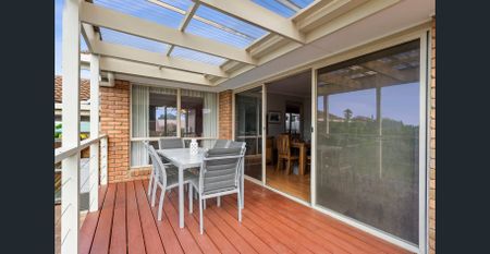 Lovely home in perfect location - Photo 2