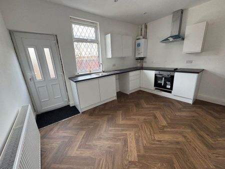 2 bedroom terraced house to rent - Photo 3