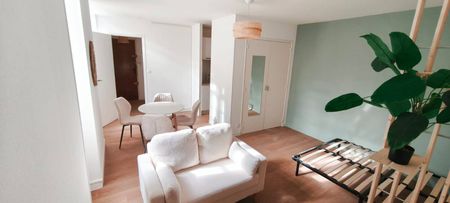 T1 bis lumineux hyper centre - Photo 4