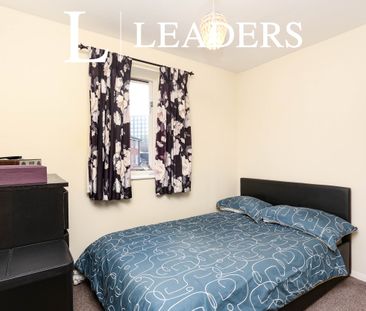 studio to rent Armoury Road, London, SE8 - Photo 6