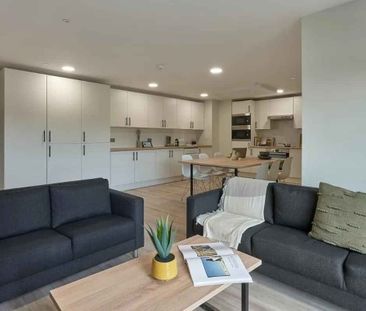 Bronze Ensuite - 6 Bed - Photo 4