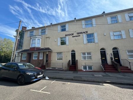 Bridge Terrace, Southampton - Photo 3