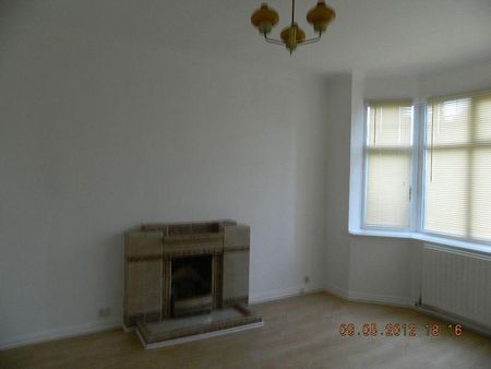 3 bedroom detached house to rent - Photo 2