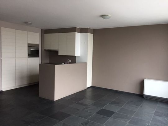 Appartement te huur - Photo 1