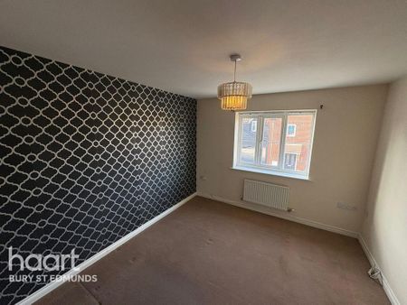 3 bedroom terraced house to rent - Photo 3