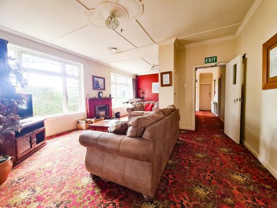 292 Kelvin Street, Avenal - Photo 1