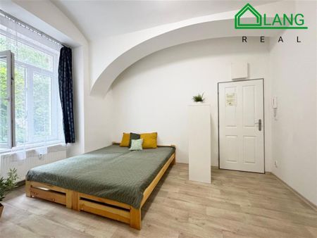 Pronájem bytu 1+kk 30 m2 - Фото 3