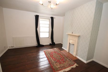 1 bedroom Terraced House to let - Photo 3