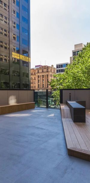 Spectacularly Spacious 1 Bedroom Fully Furnished Apartment in the Heart of CBD! - Photo 1