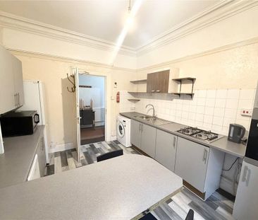 5 bedroom terraced house to rent - Photo 3