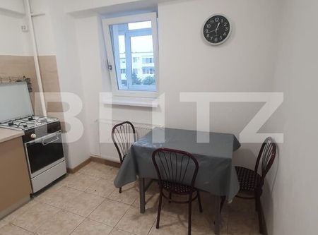Garsoniera 52mp, centrala termica, zonă centrală, Restaurant Divino - Photo 4