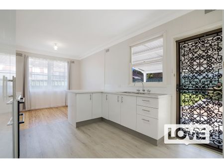 10 Maple St, Cardiff, NSW, 2285 - Photo 4