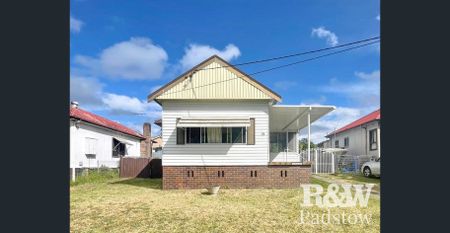 Spacious 3-Bedroom Home Opposite Cammarlie Reserve - Photo 3