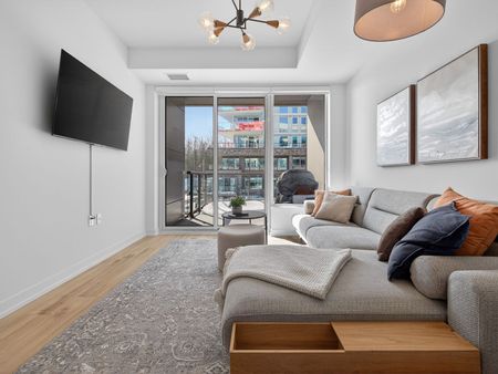 For Lease - 333 Sunseeker Avenue Unit# 240, Innisfil, Ontario - Photo 3