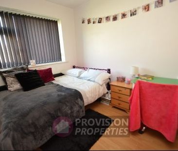 3 Bedroom Student Properties Hyde Park - Photo 5