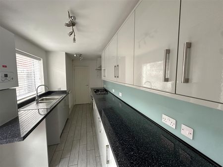 Price Street, Birkenhead - Photo 5