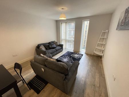 2 bedroom apartment to rent - Photo 2