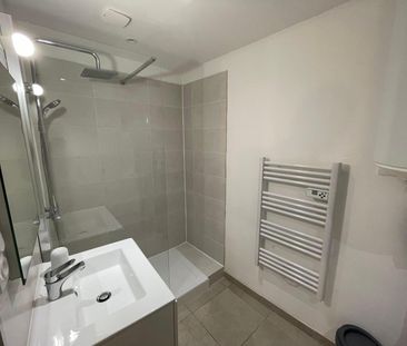 Location Appartement 2 pièces 36m² AUBENAS 07200 - Photo 5