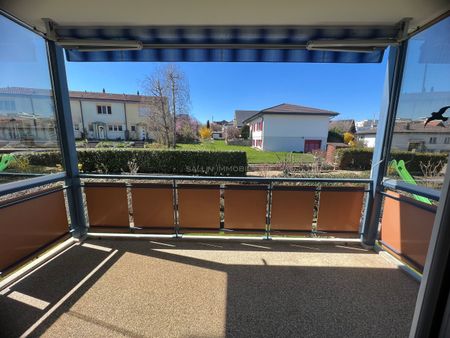 BEL APPARTEMENT DE 4 PIECES, EN SINGINE - Foto 5