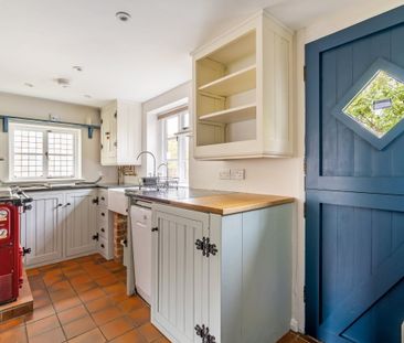 2 bedroom cottage to rent - Photo 1