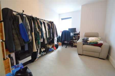 Riddlesdown Road, Purley, CR8 - Photo 5