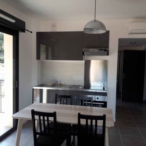 2 pièces - Meublé - 38,9 m² - RDC - Colocation non autorisée - Photo 2