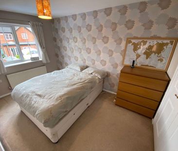 3 bedroom semi-detached house to rent - Photo 6