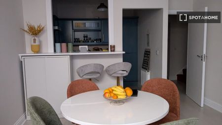 2-bedroom apartment for rent in Bray, Dublin - Photo 3