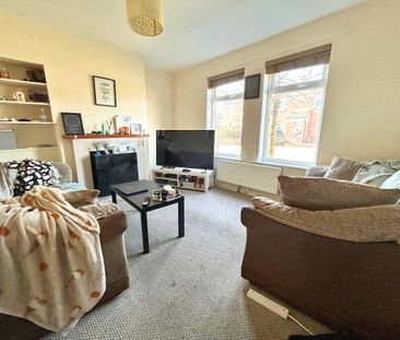 44 Pine Way, Belfast BT7 1JF - Photo 2