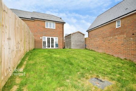 2 bedroom semi-detached house to rent - Photo 5