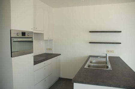 Appartement - Te huur - Photo 4