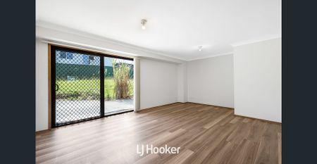 Villa Style House - Photo 2