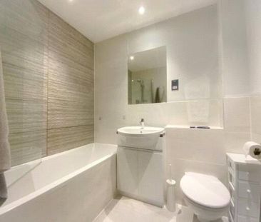 2 bedroom parking to rent - Photo 2