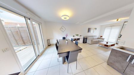 Location maison 4 pièces, 95.00m², Le Plessis-Trévise - Photo 5