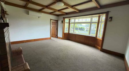 Spacious & Newly Renovated Home in Fairfield - Photo 3