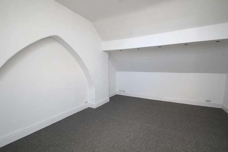 Station Road, Eccles, Manchester, M30 - Photo 2