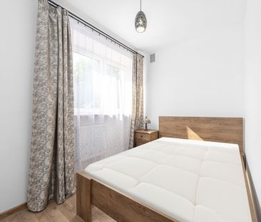 Funkcjonale mieszkanie 38 m2 z oddzielną sypialnią, balkon, tramwaj... - Photo 3