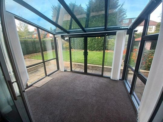 5 bedroom detached house to rent - Photo 1