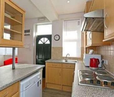 5 bedroom house of multiple occupation to rent - Photo 4