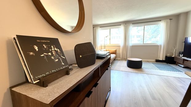 For Lease - 7 Purple Sageway N/A, Toronto, Ontario - Photo 1
