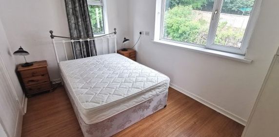 Heathfield, Swansea, SA1 - Photo 2