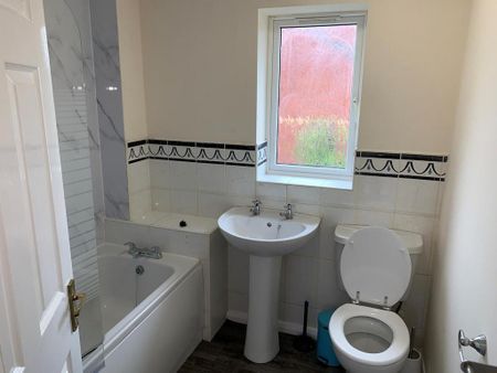 2 bedroom house to rent - Photo 2