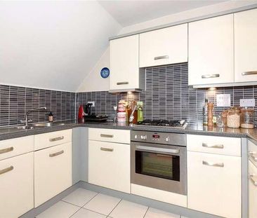 Merrion Court, Pembroke Road, Ruislip, Middlesex, HA4 - Photo 6