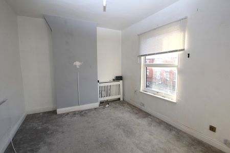 1 Bedroom Apartment, Deeside - Photo 2