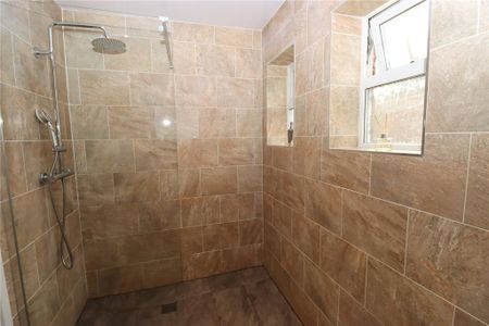 2 bedroom bungalow to rent - Photo 5