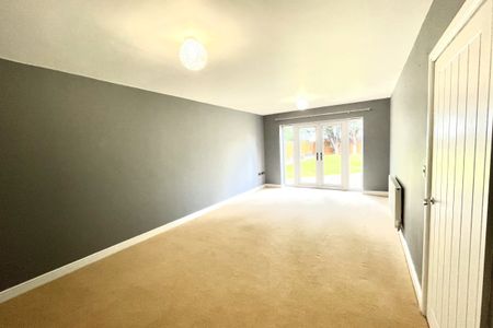 St. Bartholomews Court - Photo 2