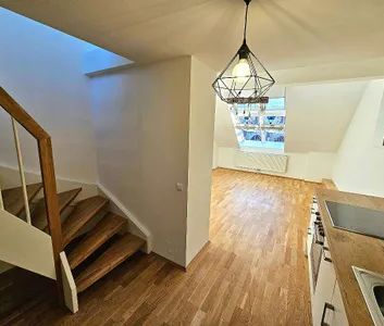 *360° TOUR* CHARMANTE 2-ZIMMER MAISONETTE-WOHNUNG MIT DACHTERRASSE - Foto 3