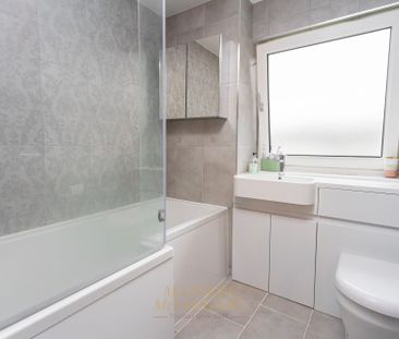 Savernake Walk, Crawley, RH10 - Photo 4