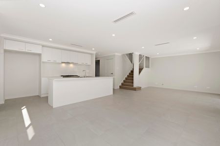 29 Outrigger Drive, Teralba NSW 2284 - House For Rent | Domain - Photo 3